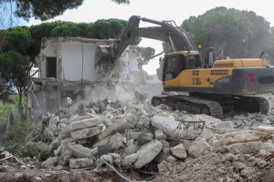 Demolish Residential Buildings